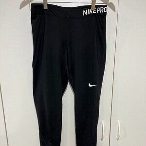 Nike Pro Women's Mid-Rise Training Tights